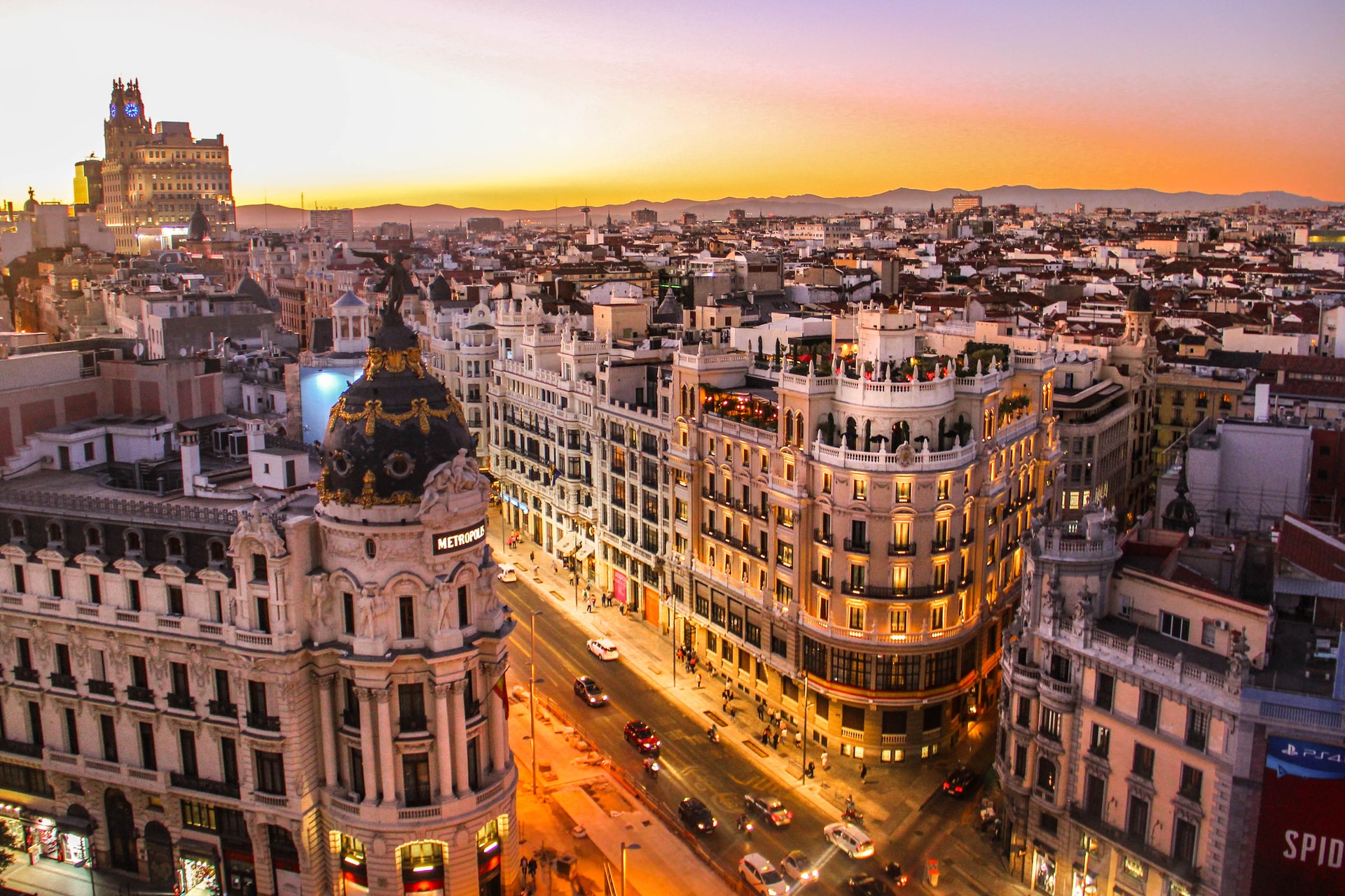 Hur och varför du bör flytta till Spanien